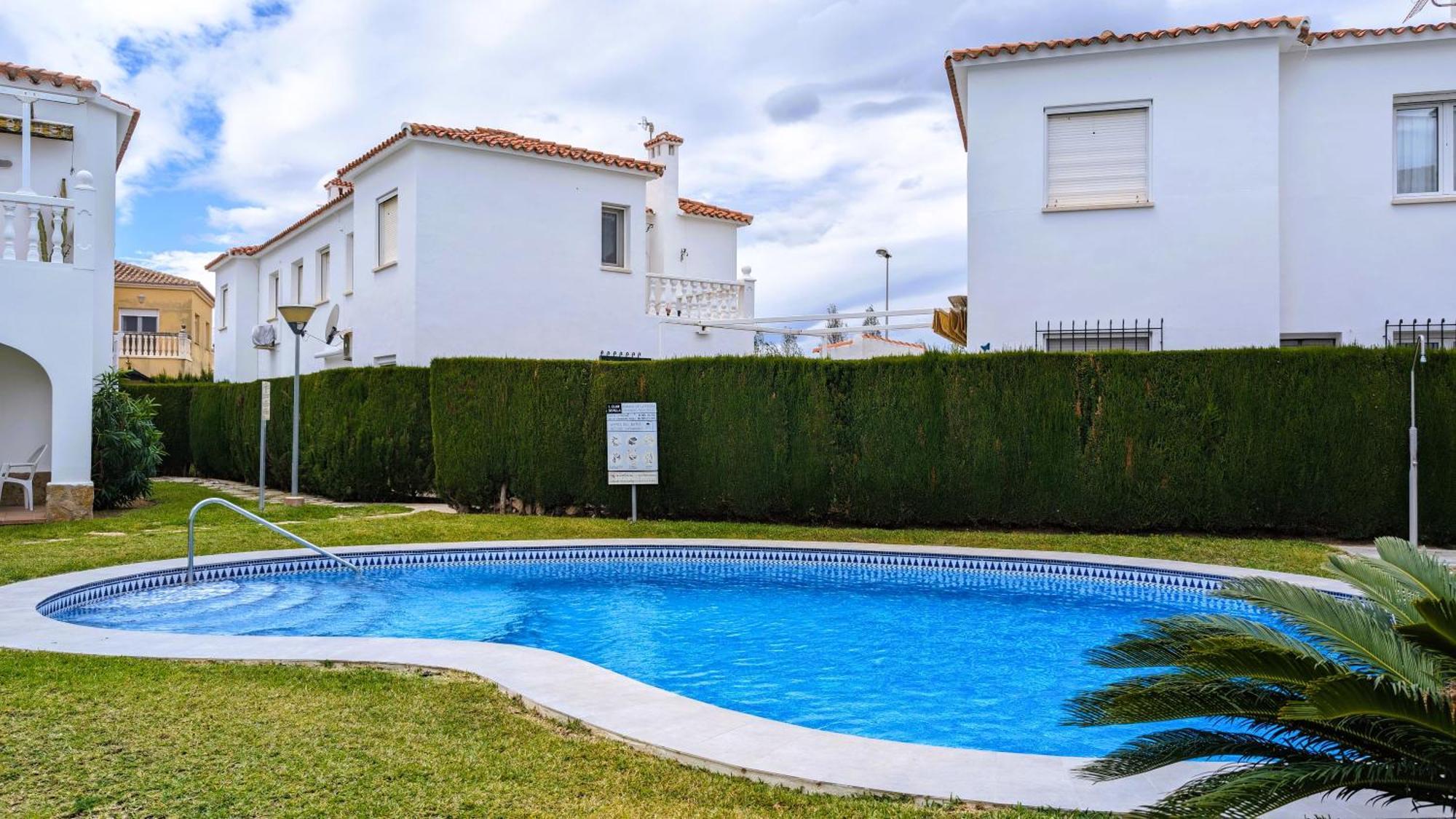 Family Beach Club Sevilla I Oliva Exterior foto